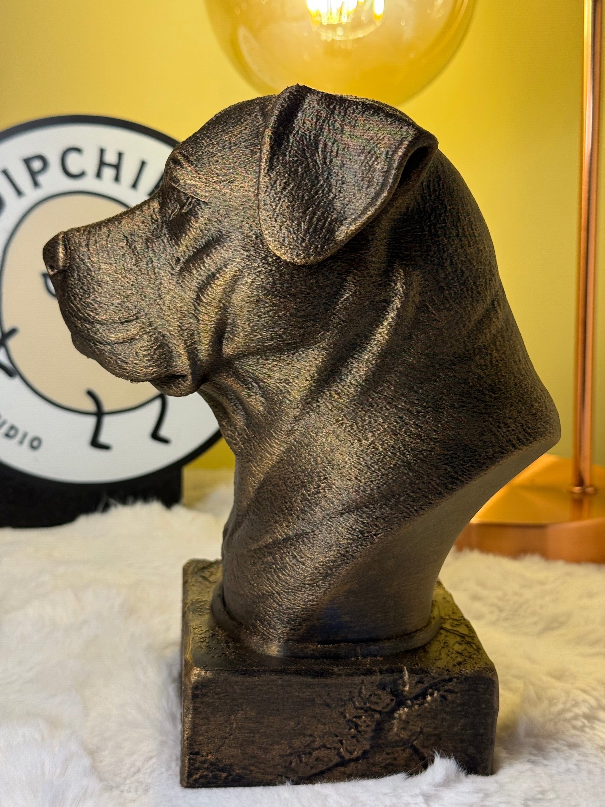 Dogo Argentino side view antique style bust – Dogo Argentino 3D printed dog statue home decor