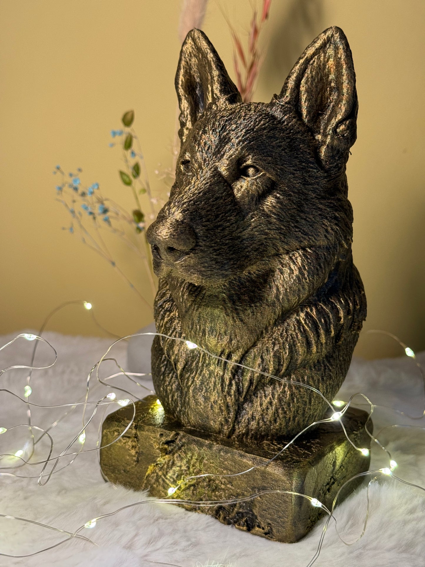 Old German Shephard side view antique style bust – Old German Shephard 3D printed dog statue home decor