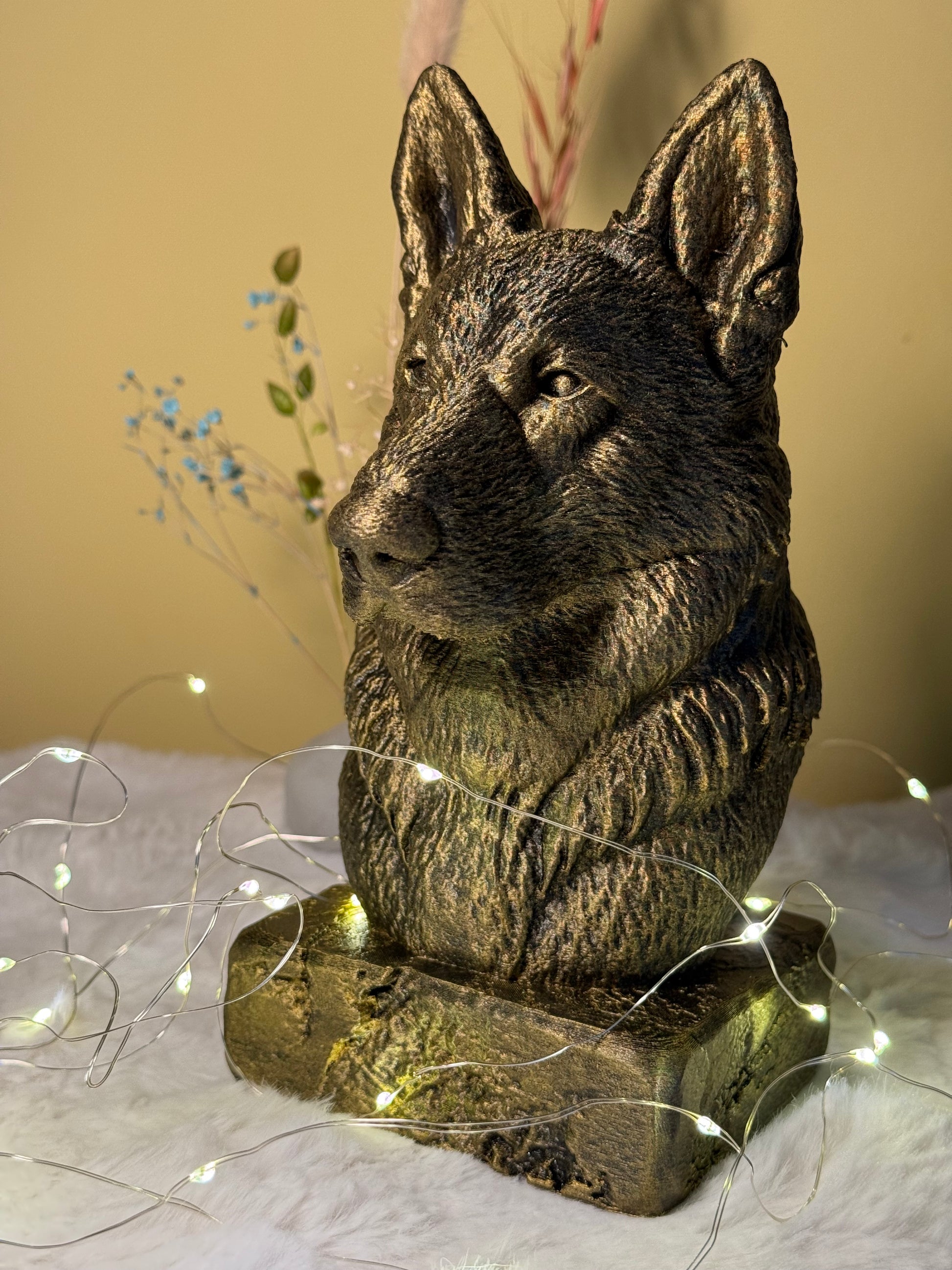 Old German Shephard side view antique style bust – Old German Shephard 3D printed dog statue home decor