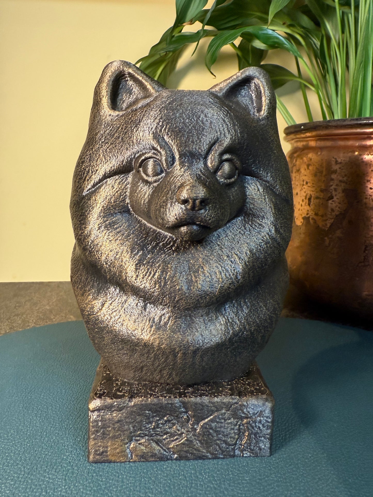 Pomeranian antique bust – hand-painted 3D print dog statue collectible decor