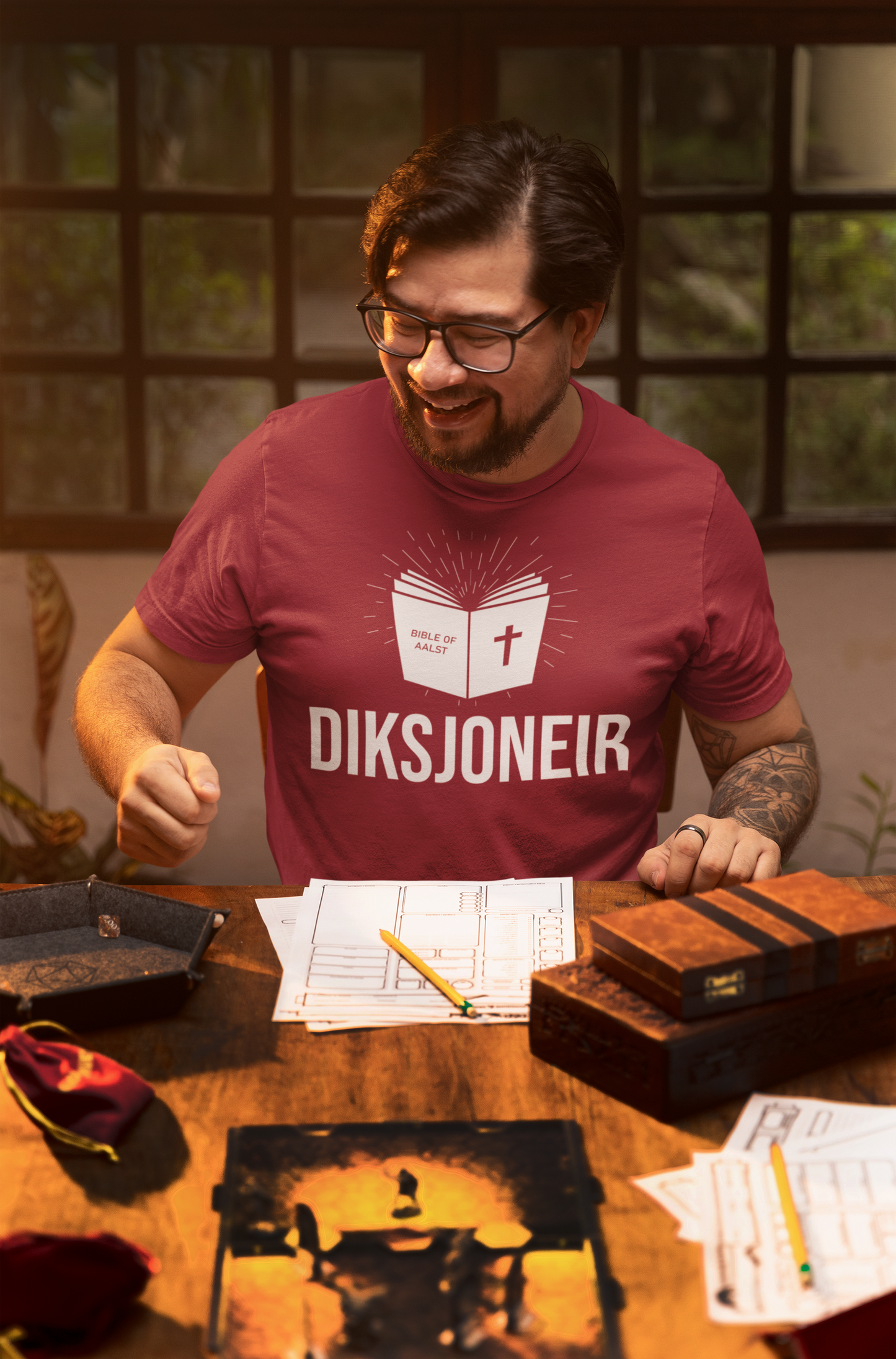 Int Oilsjters - Tshirt - Diksjoneir